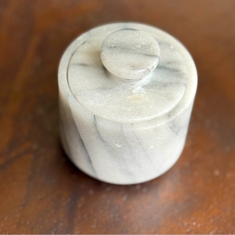 100% Marble Salt Cellar